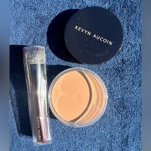 NIB: Kevin Aucoin Foundation Balm Color: Medium FB07
